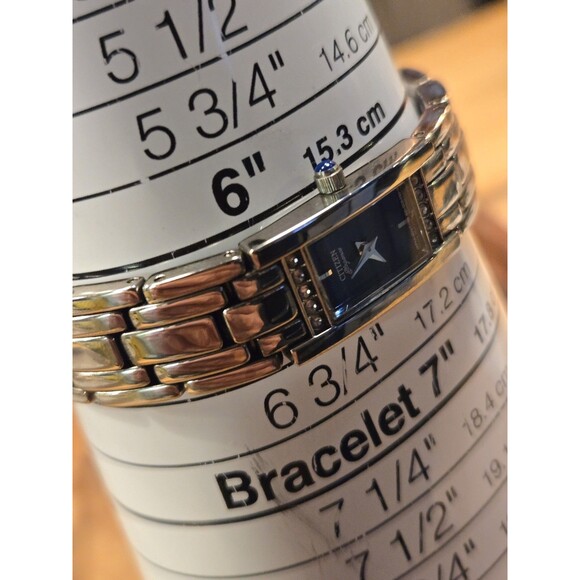 Vintage Citizen Elegance 13mm Ladies' Watch. New Battery. 6.5" Band. - Picture 5 of 11